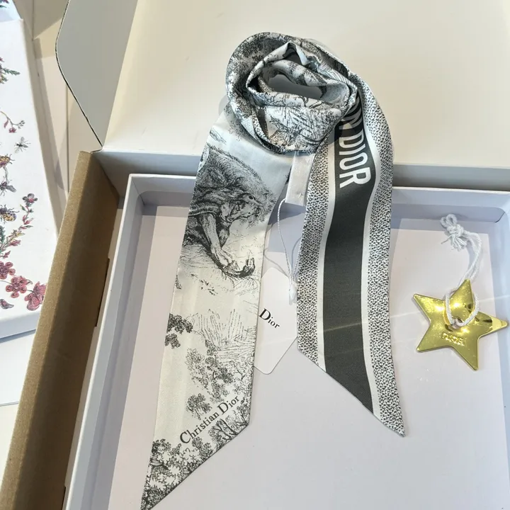 スーパーコピー ディオール マフラー