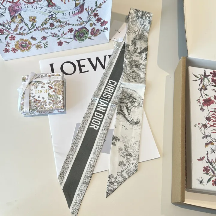 スーパーコピー ディオール マフラー