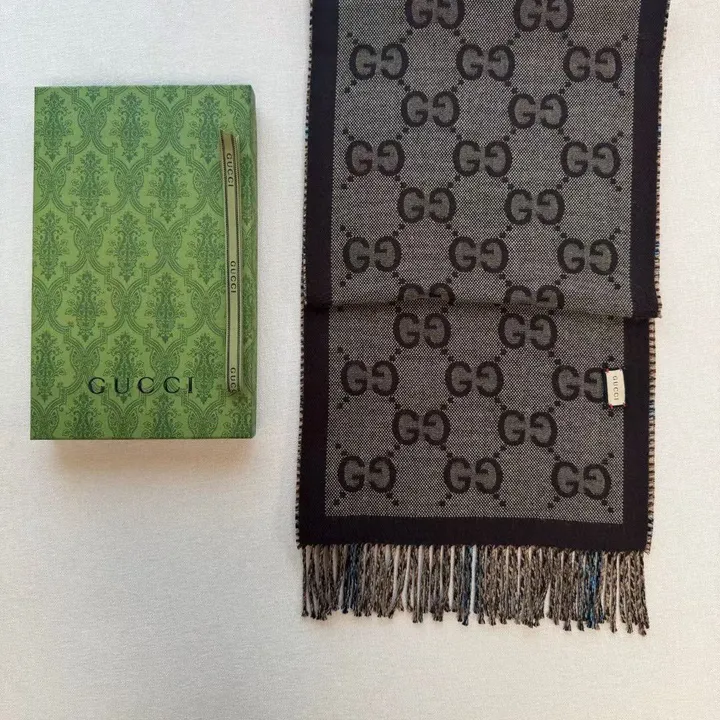 スーパーコピー グッチ マフラー