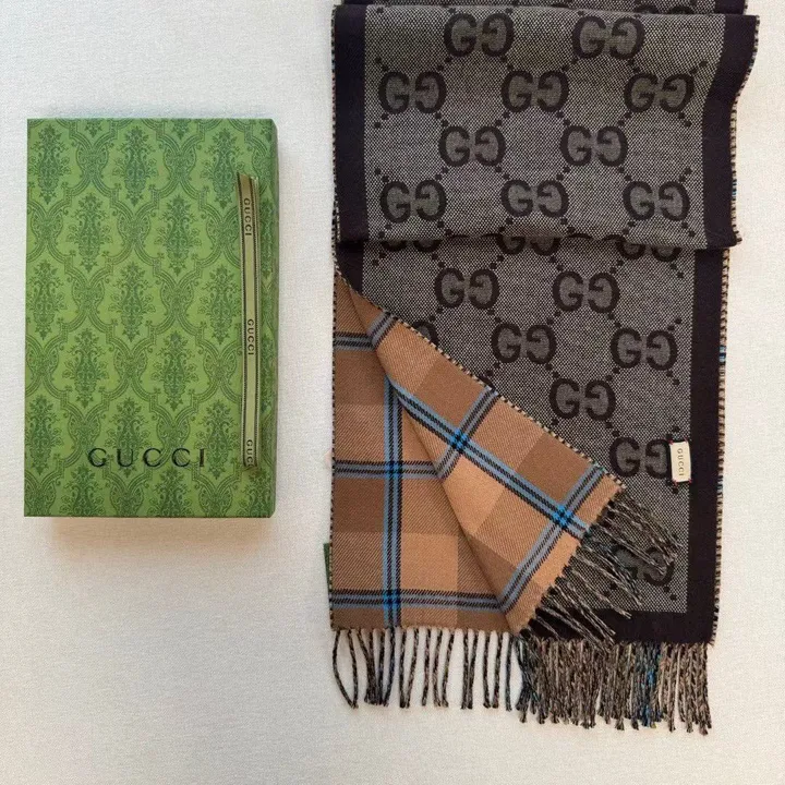 スーパーコピー グッチ マフラー