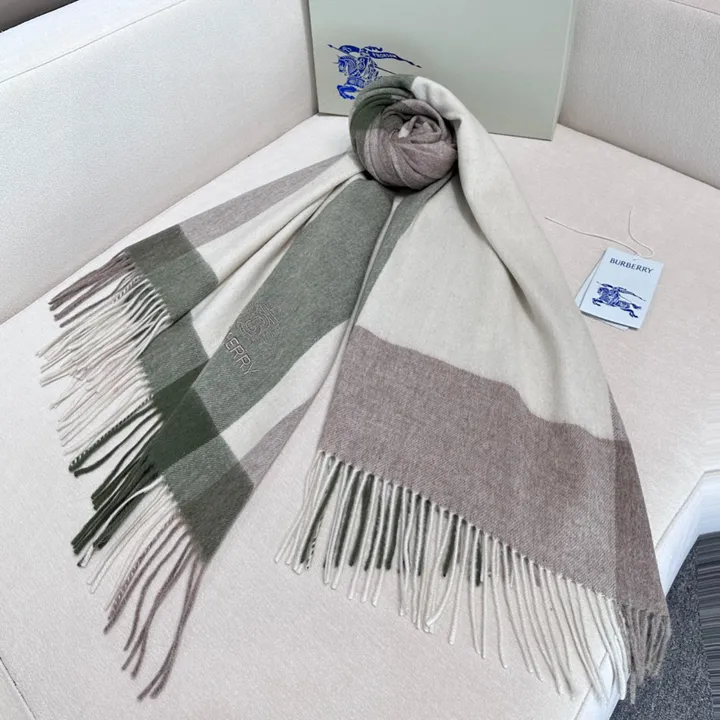 スーパーコピー バーバリー ス マフラー