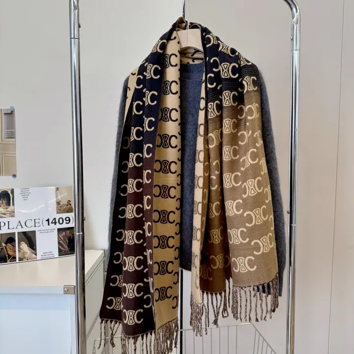 スーパーコピー セリーヌ マフラー