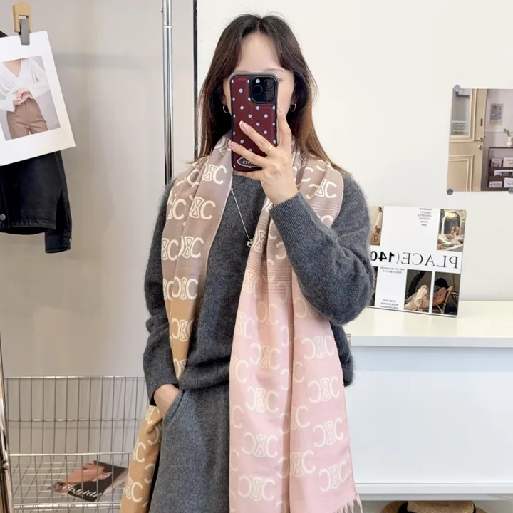 スーパーコピー セリーヌ マフラー