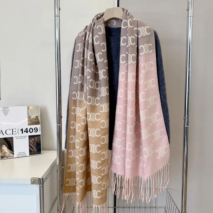 スーパーコピー セリーヌ マフラー