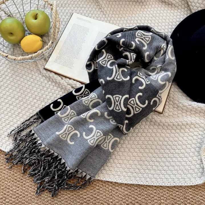 スーパーコピー セリーヌ マフラー