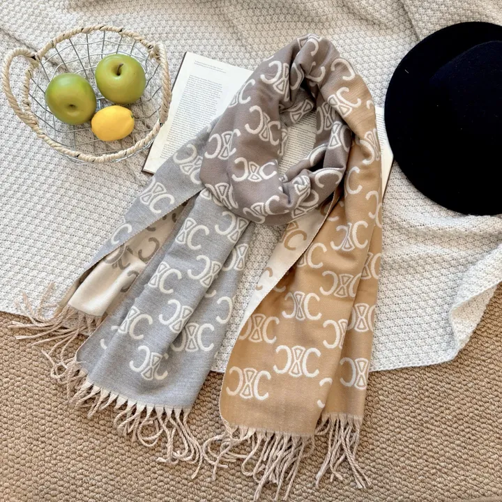 スーパーコピー セリーヌ マフラー