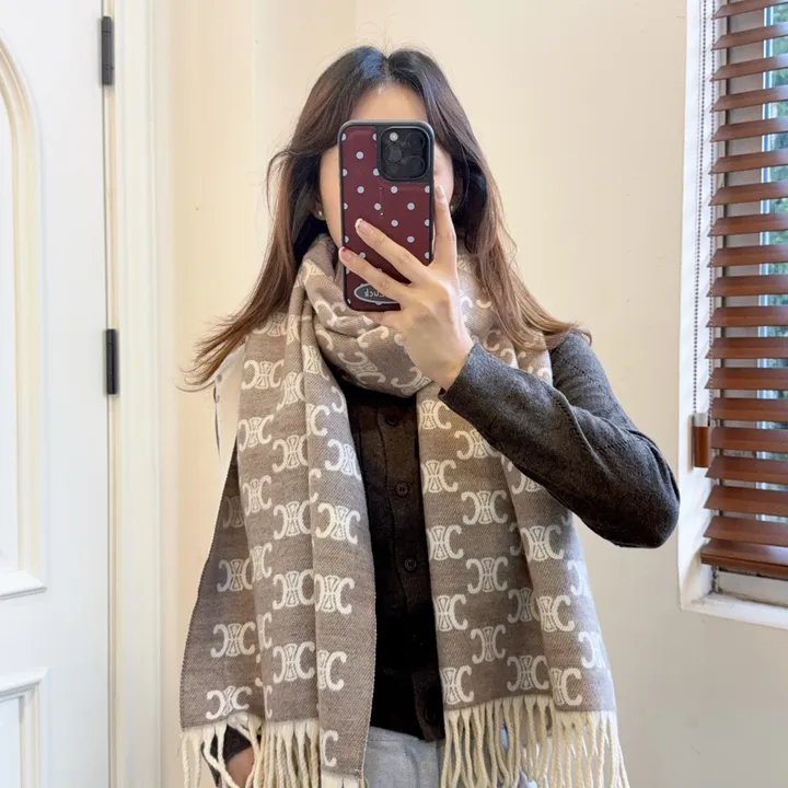 スーパーコピー セリーヌ マフラー