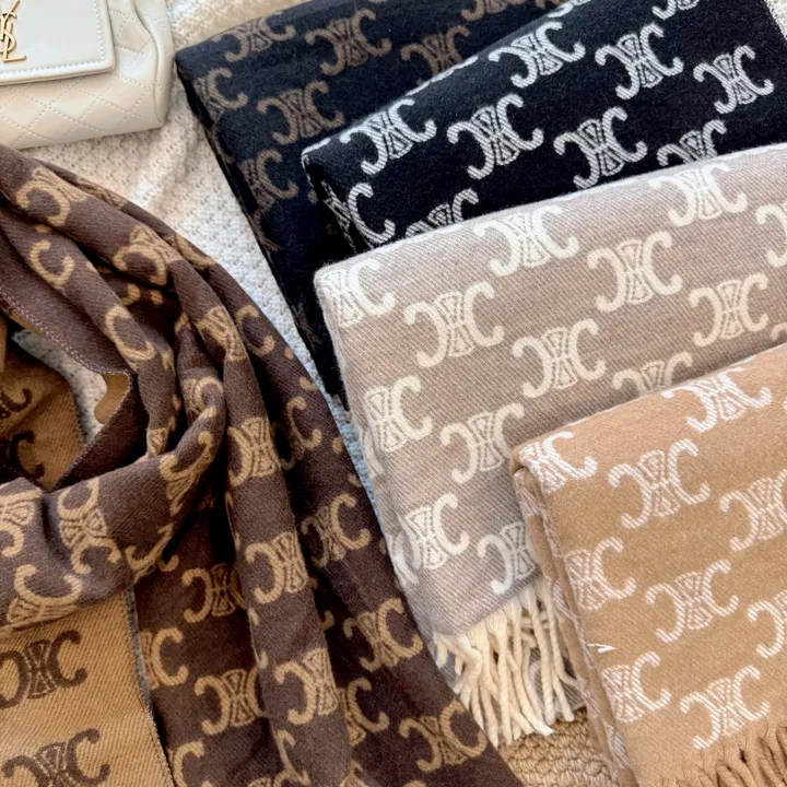 スーパーコピー セリーヌ マフラー