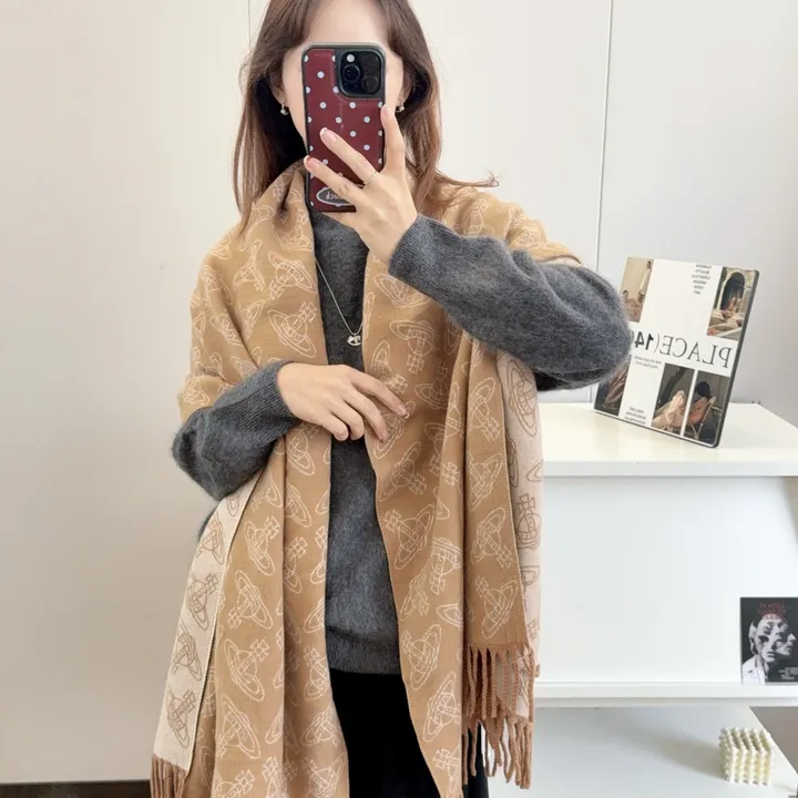 スーパーコピー ヴィヴィアン・ウエストウッド マフラー