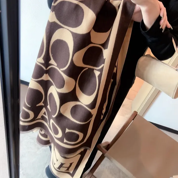 スーパーコピー コーチ マフラー