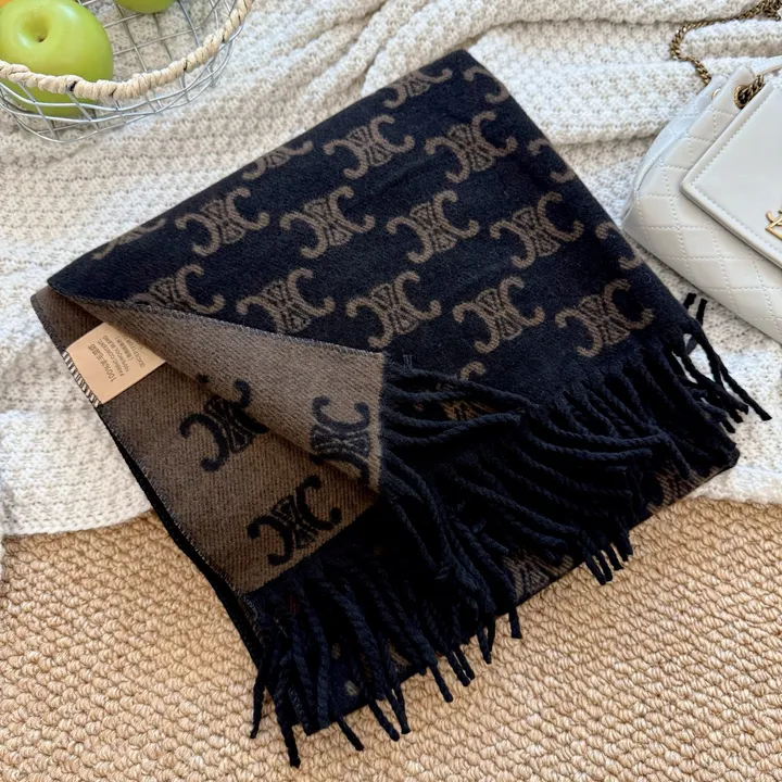 スーパーコピー セリーヌ マフラー