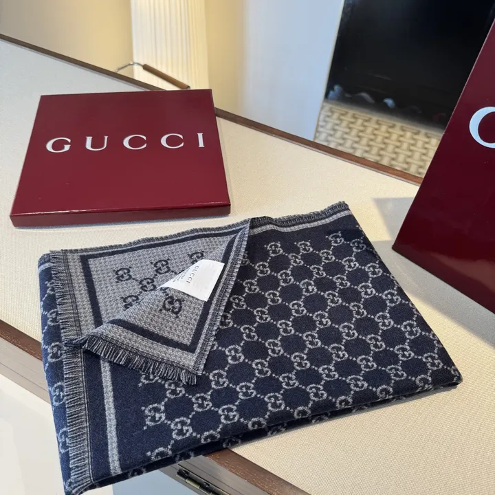 スーパーコピー グッチ マフラー