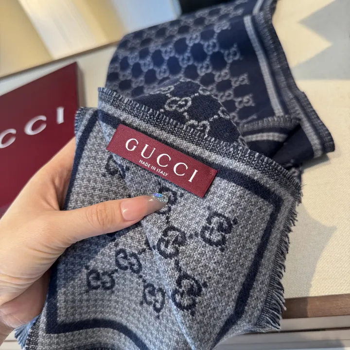 スーパーコピー グッチ マフラー