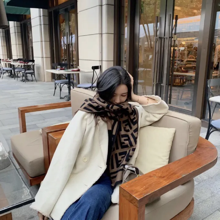 スーパーコピー フェンディ マフラー