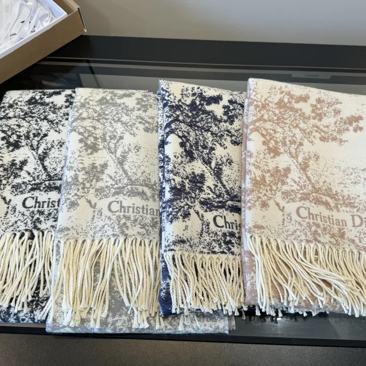 スーパーコピー ディオール マフラー