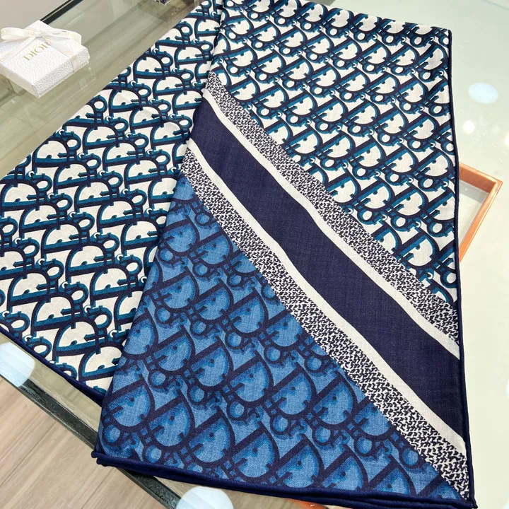 スーパーコピー ディオール マフラー