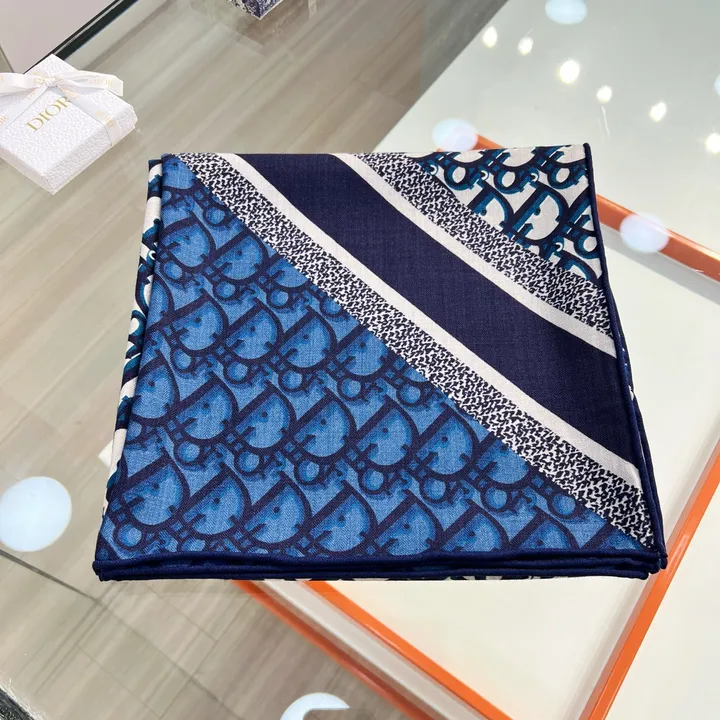 スーパーコピー ディオール マフラー