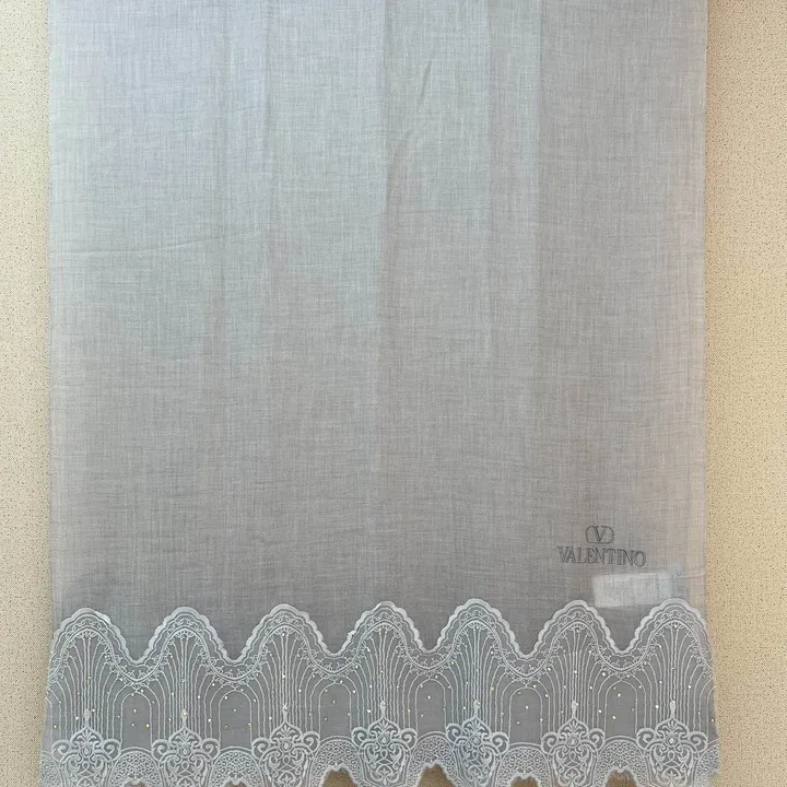 スーパーコピー ヴァレンティノ マフラー