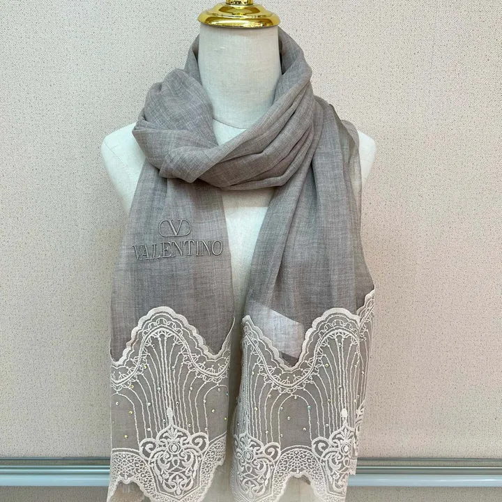 スーパーコピー ヴァレンティノ マフラー