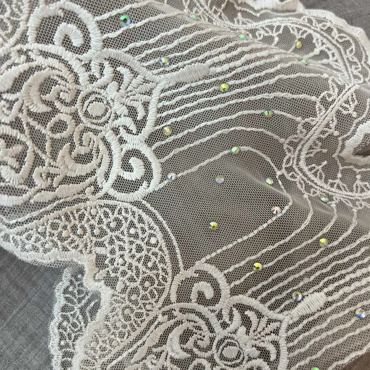 スーパーコピー ヴァレンティノ マフラー