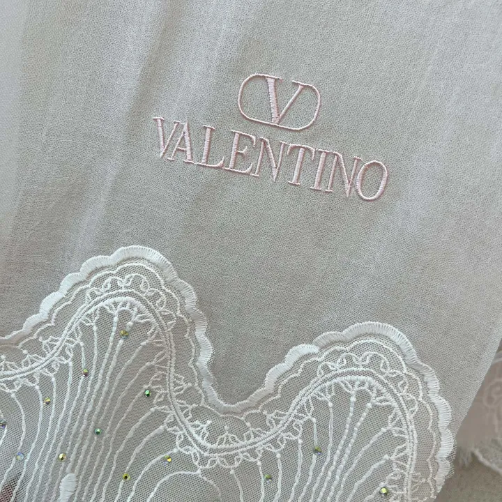 スーパーコピー ヴァレンティノ マフラー