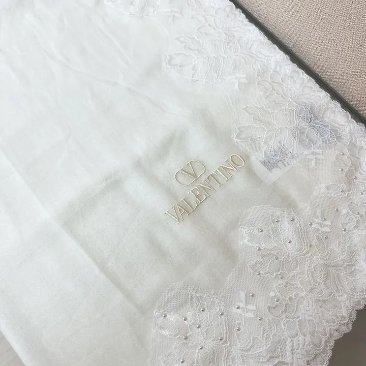 スーパーコピー ヴァレンティノ マフラー