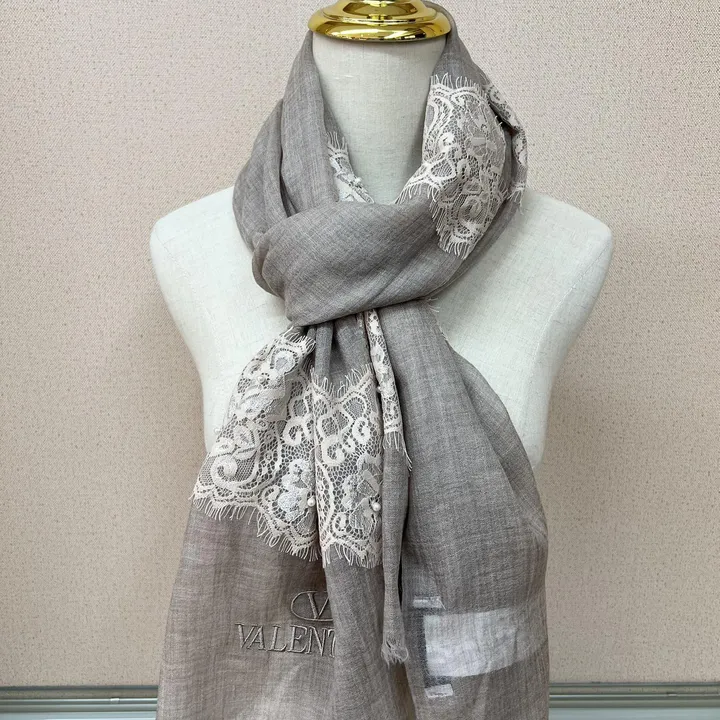 スーパーコピー ヴァレンティノ マフラー