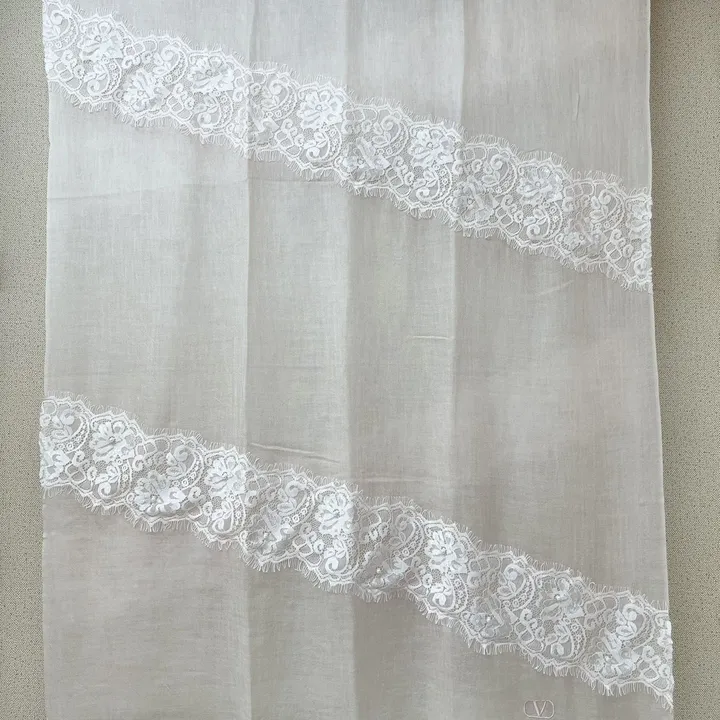 スーパーコピー ヴァレンティノ マフラー