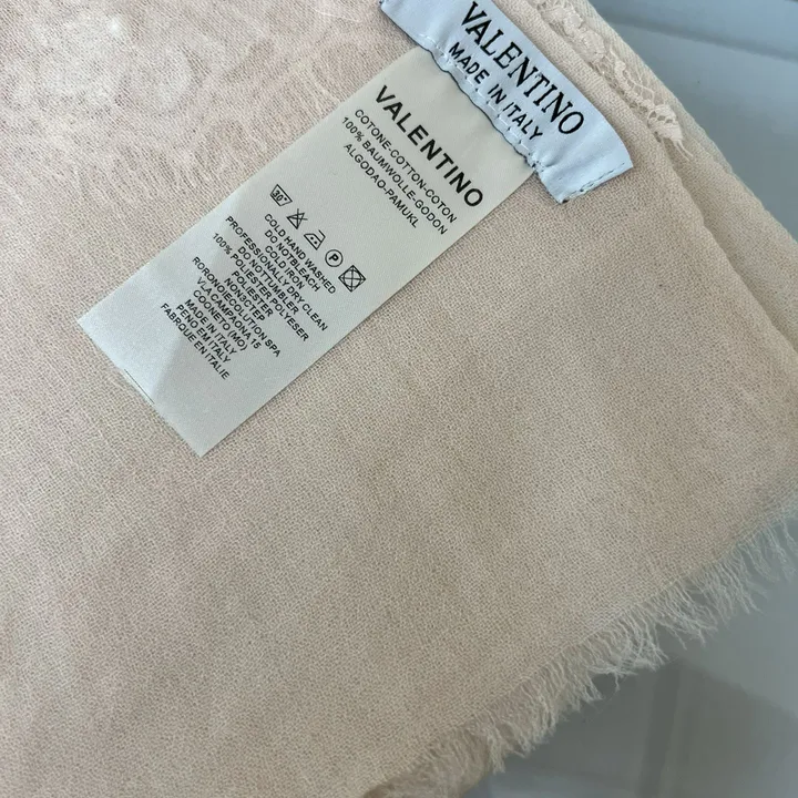 スーパーコピー ヴァレンティノ マフラー