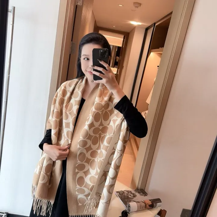 スーパーコピー コーチ マフラー