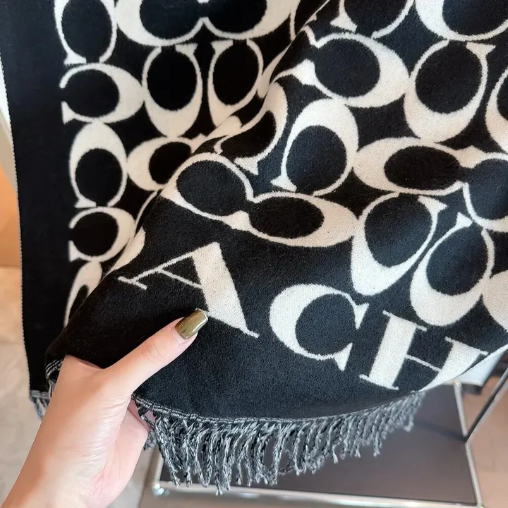 スーパーコピー コーチ マフラー