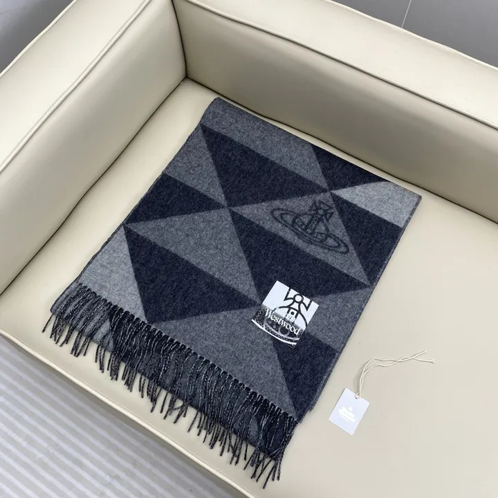 スーパーコピー ヴィヴィアン・ウエストウッド マフラー