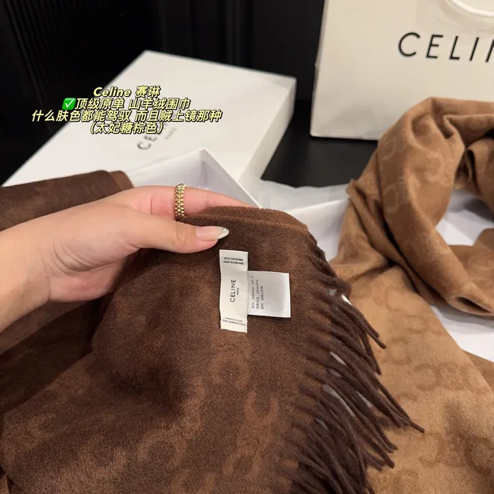 スーパーコピー セリーヌ マフラー