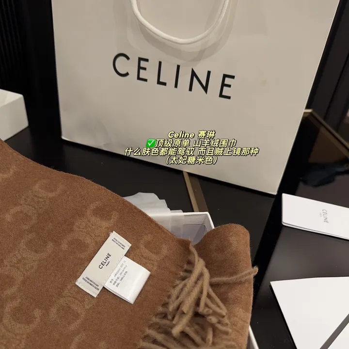 スーパーコピー セリーヌ マフラー