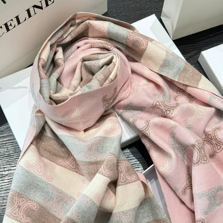 スーパーコピー セリーヌ マフラー