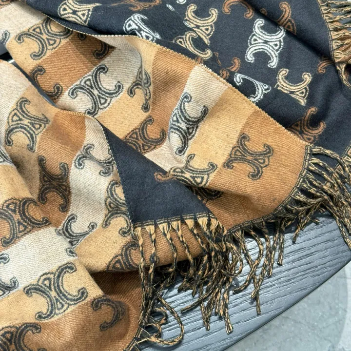 スーパーコピー セリーヌ マフラー