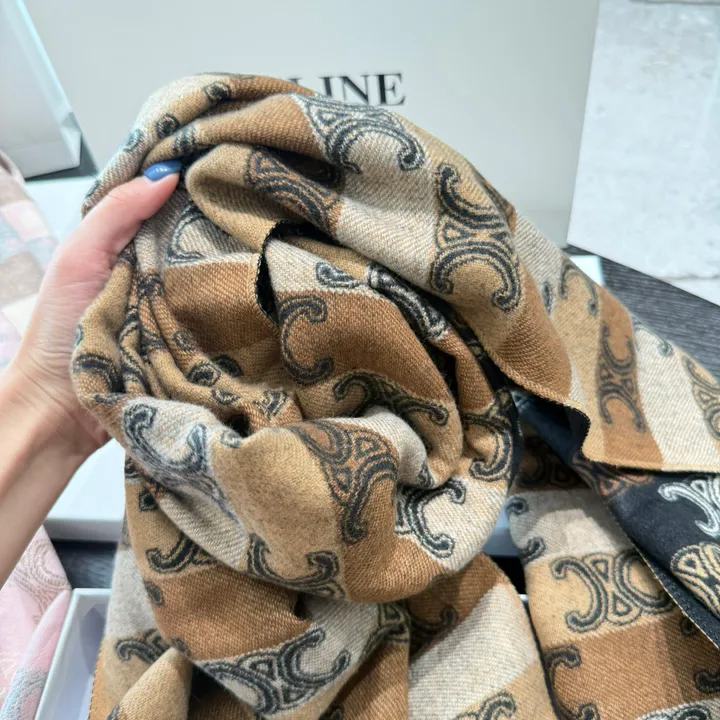 スーパーコピー セリーヌ マフラー