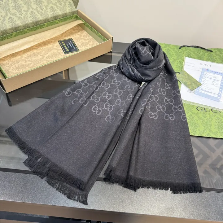 スーパーコピー グッチ マフラー