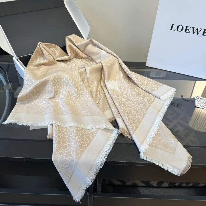 スーパーコピー ロエベ マフラー