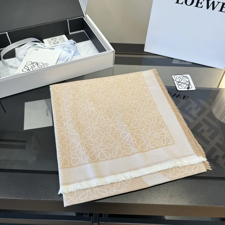 スーパーコピー ロエベ マフラー