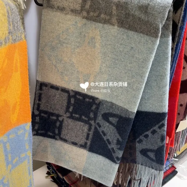 スーパーコピー ヴィヴィアン・ウエストウッド マフラー