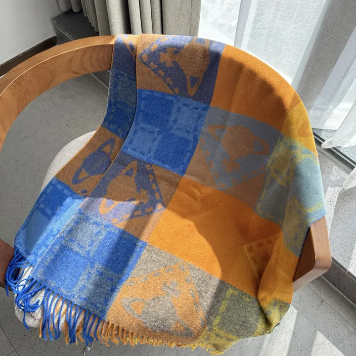 スーパーコピー ヴィヴィアン・ウエストウッド マフラー