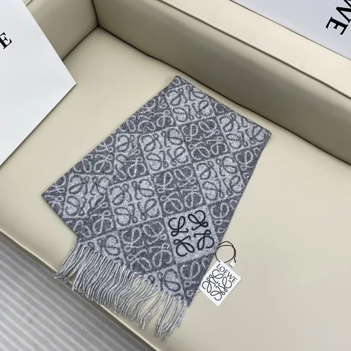 スーパーコピー ロエベ マフラー