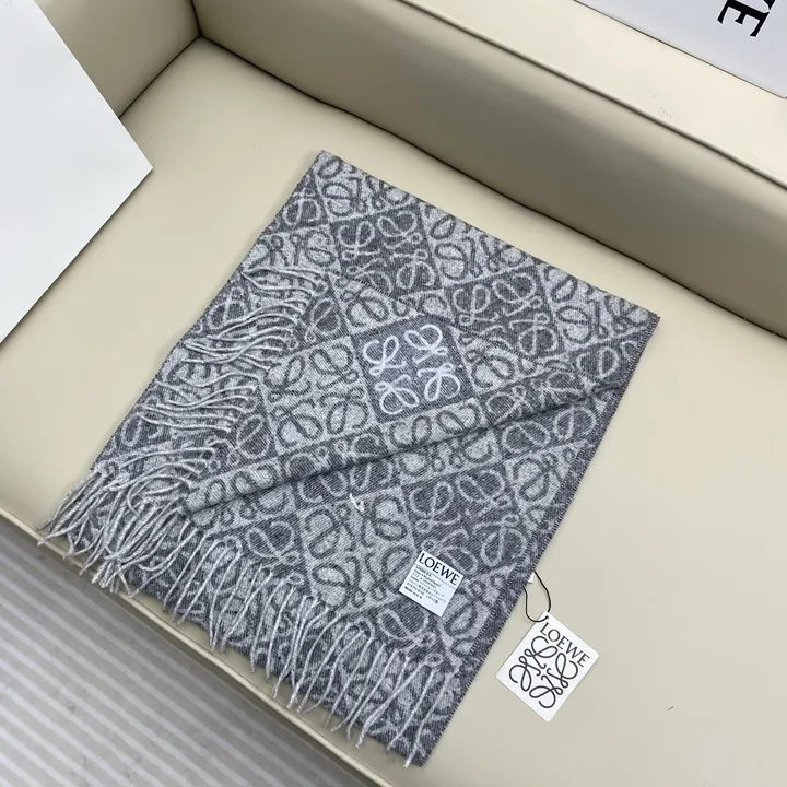 スーパーコピー ロエベ マフラー