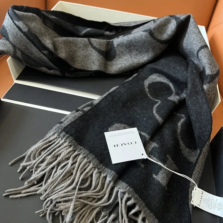 スーパーコピー コーチ マフラー