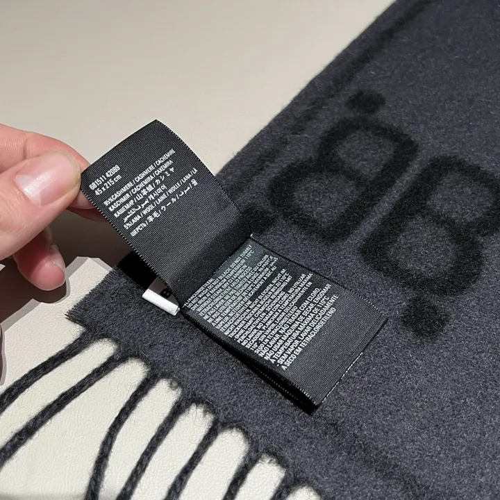 スーパーコピー セリーヌ マフラー