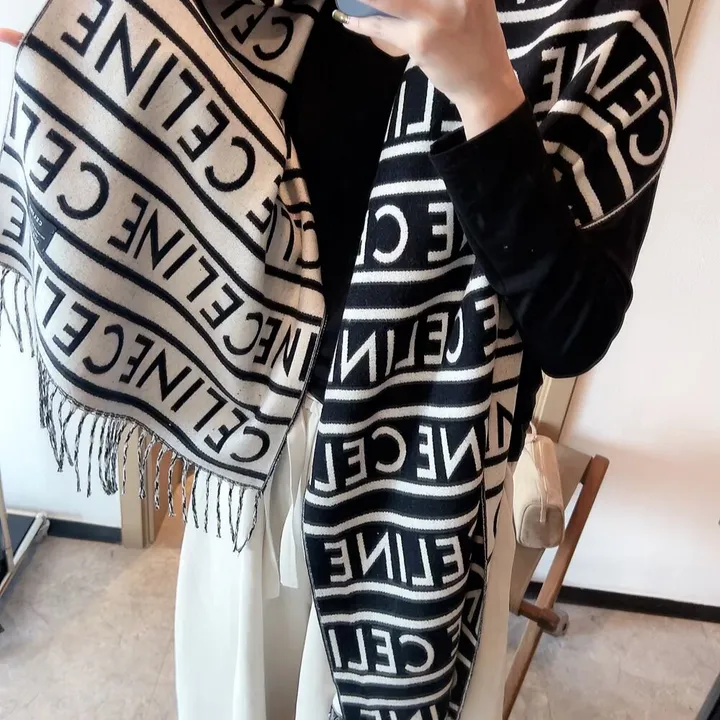 スーパーコピー セリーヌ マフラー