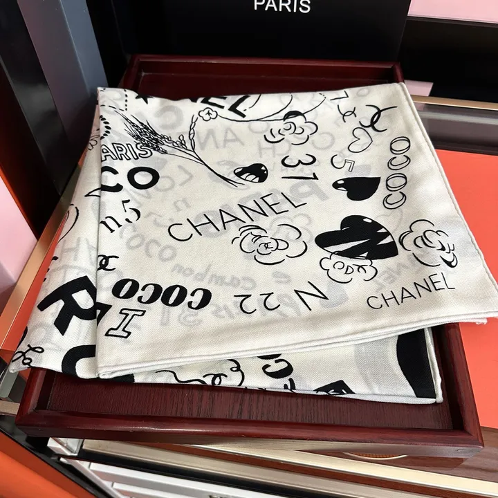 スーパーコピー シャネル マフラー