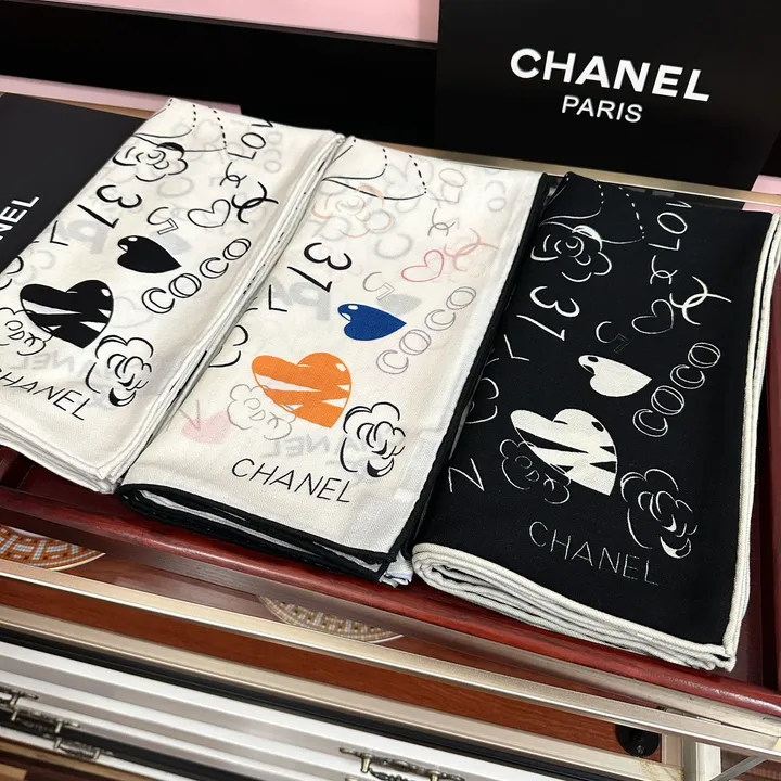 スーパーコピー シャネル マフラー