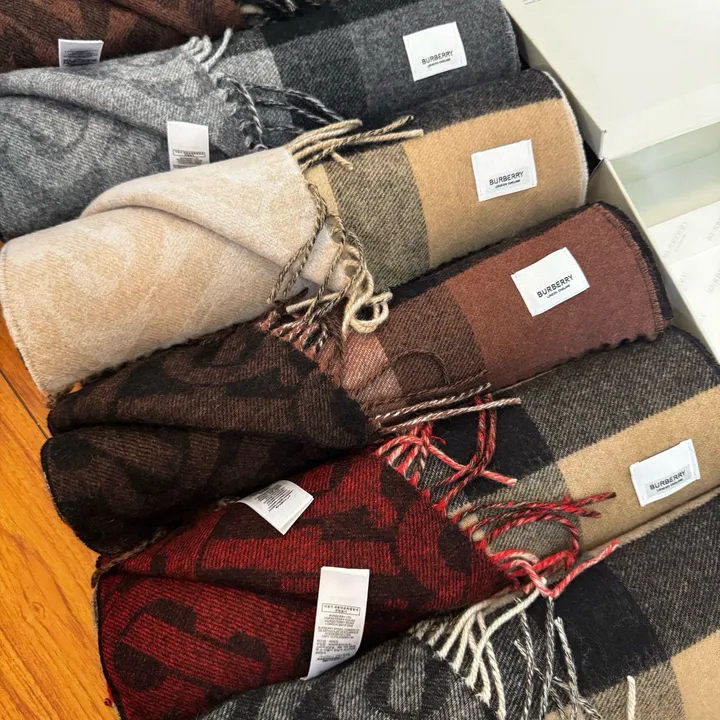 スーパーコピー バーバリー ス マフラー